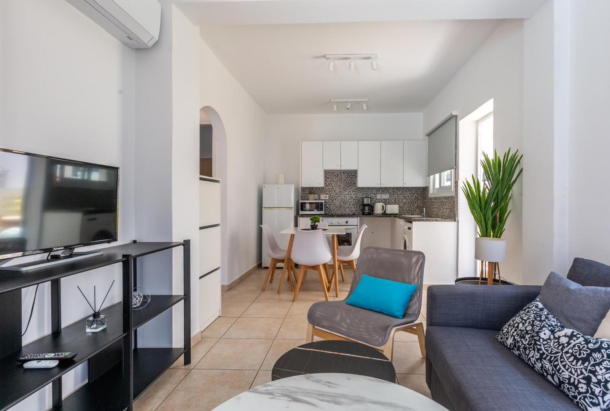 Beautiful One Bed Apartment In 파포스 외부 사진