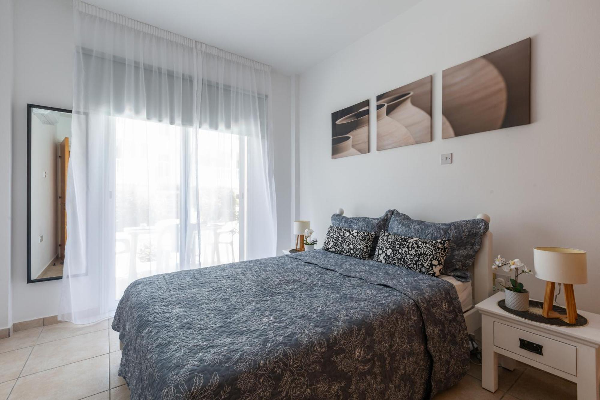 Beautiful One Bed Apartment In 파포스 외부 사진