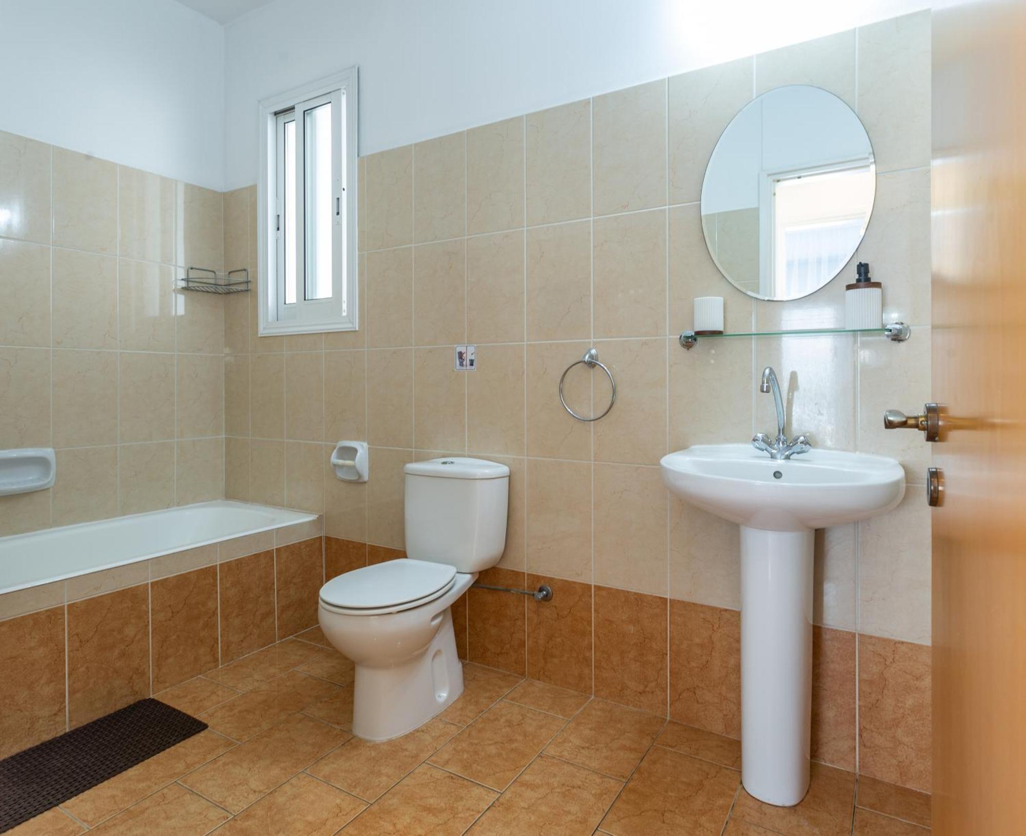 Beautiful One Bed Apartment In 파포스 외부 사진